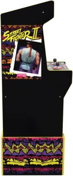 Street Fighter II arcade machine by Capcom for sale in the EU
